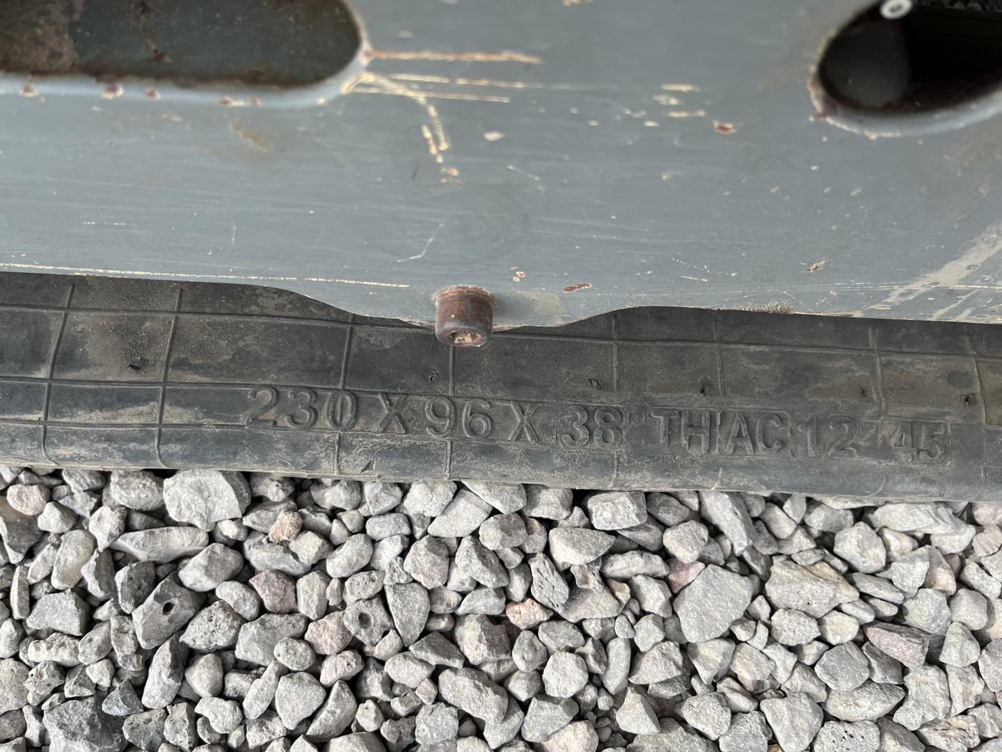 ./imagenes/INVOICE/2019/17461/MINIEXCAVADORA WACKER NEUSON ET20 (30).JPG